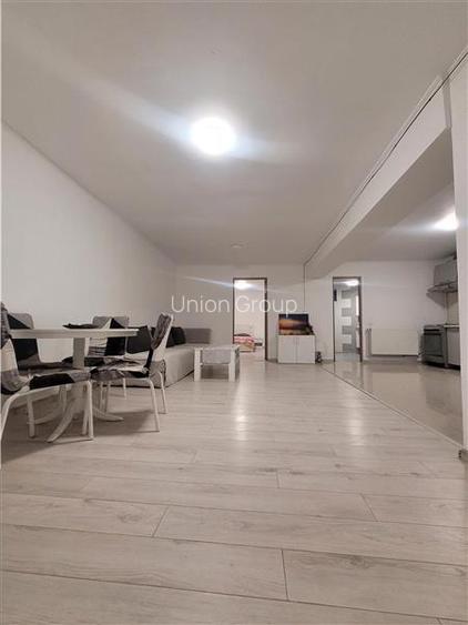 Casa Renovata si Mobilata Complet - Pozitionare Excelenta - Aproape de Delfinari - 2