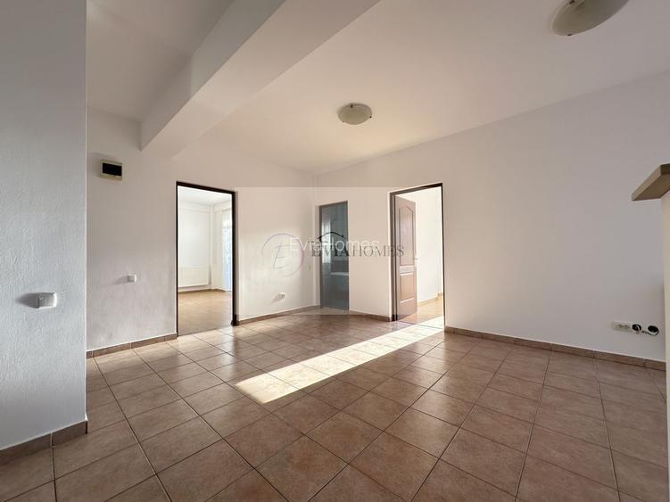 3 camere/2 balcoane/terasa/ Zona Verde - 4