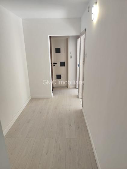 3 camere decomandat  Parcul Drumul Taberei V1 - 3