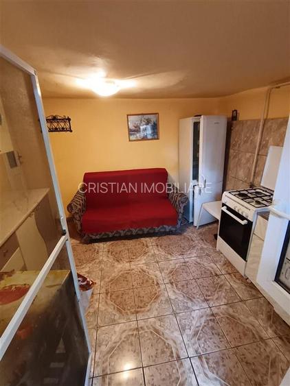 Casa 5 camere Pretabila 2 Familii, teren 176 mp, Bld Dorobantilor - 9