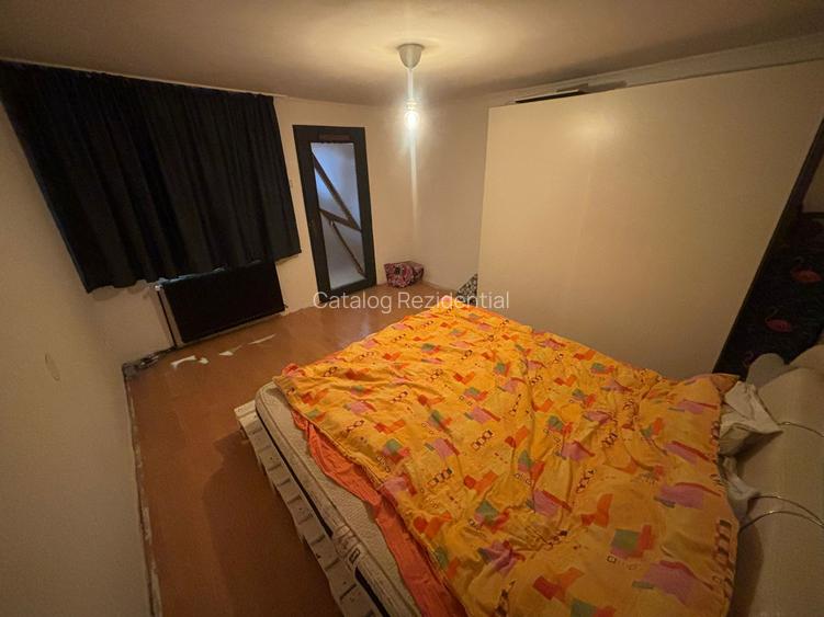 Casa de vanzare cu 4 camere (P+M) in zona Cartier 23 August-Hala Laminor - 6