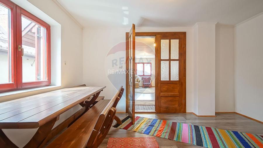 Casă autentică cu teren de 1310 mp, liniște și acces rapid către oraș - 16