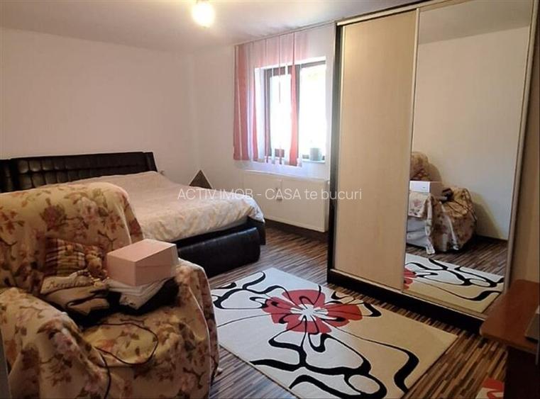 Casa, cocheta, situata pe o strada linistita, la 10 km de Ploiesti - 8