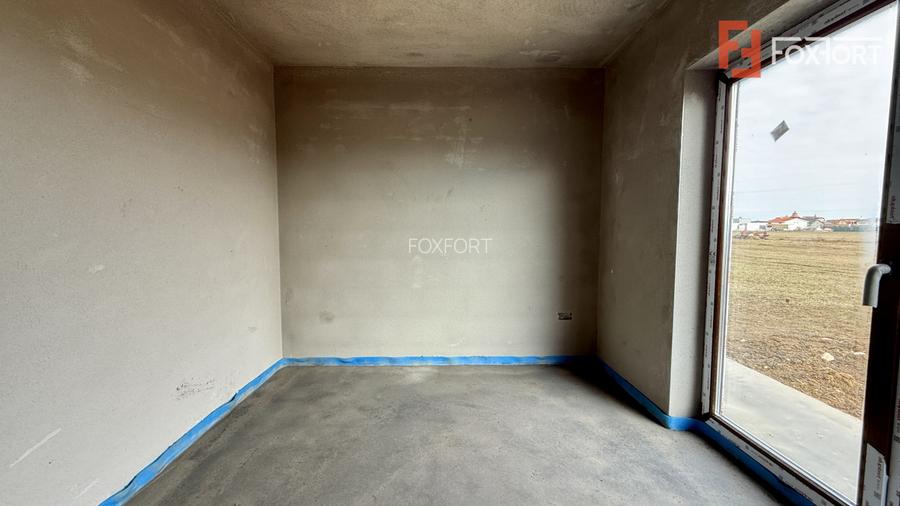 Duplex de vanzare, 4 camere in spate la Castel - Mosnita Noua - 9