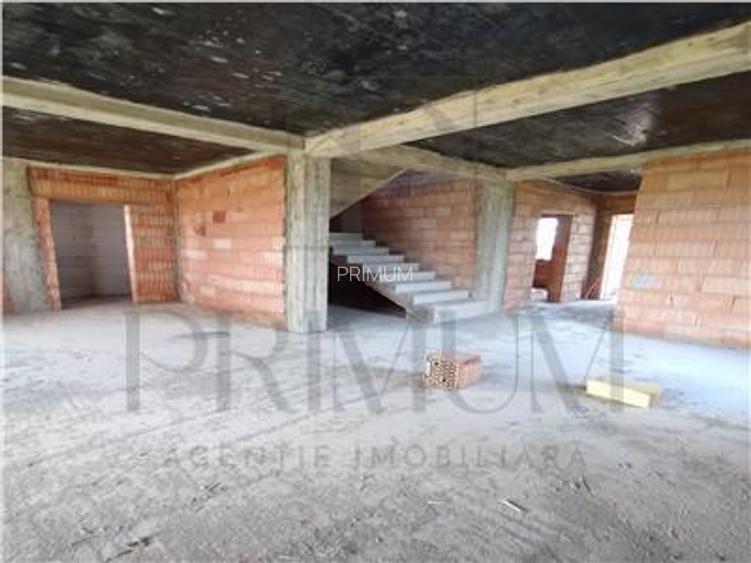 Duplex despartit prin camera tehnica - langa asfalt - compartimentare excelenta - 6