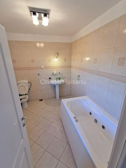 Corbeanca, inchiriez vila superba, stil american, cu semineu si panouri solare - 12