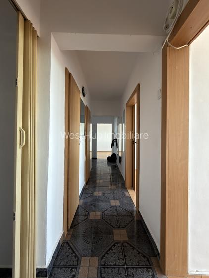 Apartament 3 camere, decomandat, 65 mp utili - zona Calea Sagului - 12