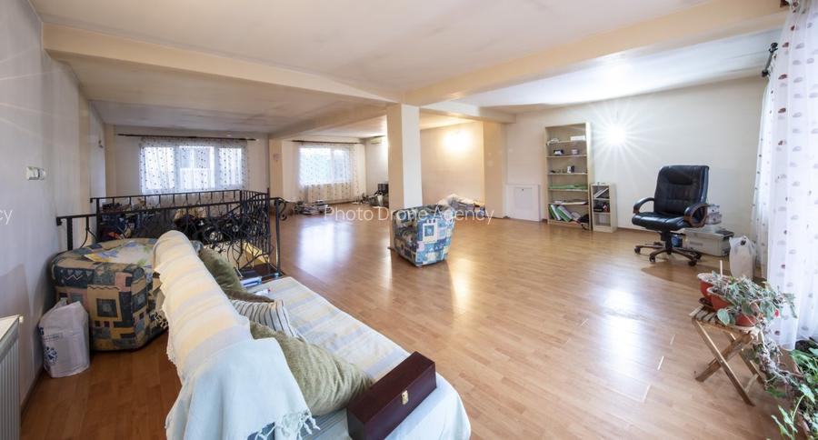 Casă De Vânzare, Lângă Pădurea Roșu Liberă, P+2, 5 Camere  Garaj + 2 Parcări - 9