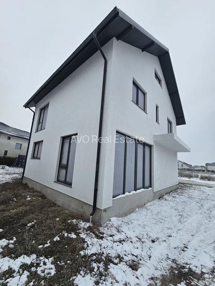 Vilă nouă de vânzare în Otopeni – construcție 2024 - 2