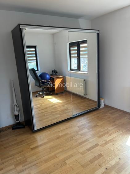 Vilă P+1 4 camere Teren 300 mp  Bragadiru – Strada Safirului - 29