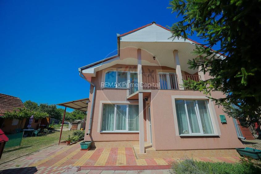 De vânzare casă cu 3 camere și teren 950 mp în Mihai Bravu - 3