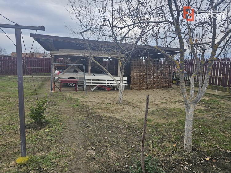 Casa individuala cu 7 camere, spatioasa in Sofronea - 24