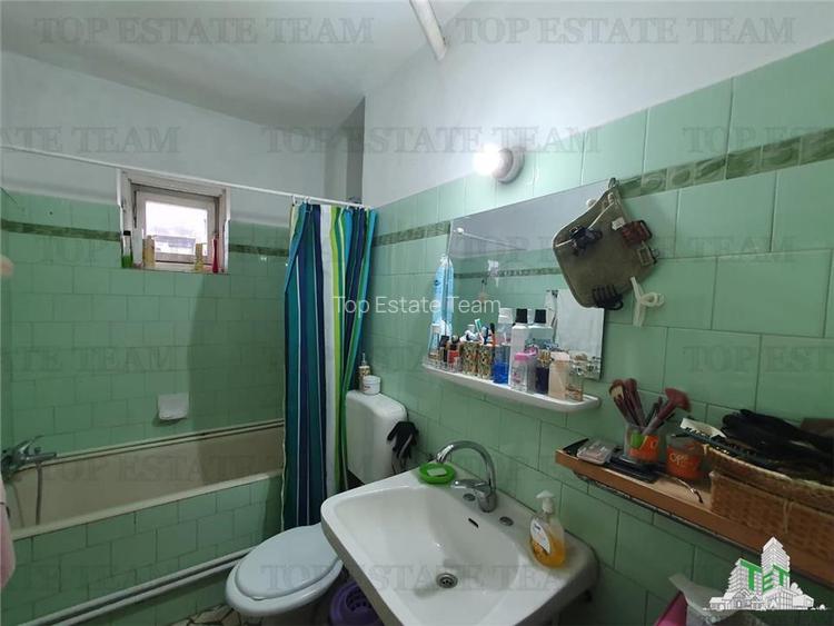 Investitie ultracentral - apartament 4 camere garaj boxa si curte Constanta - 8