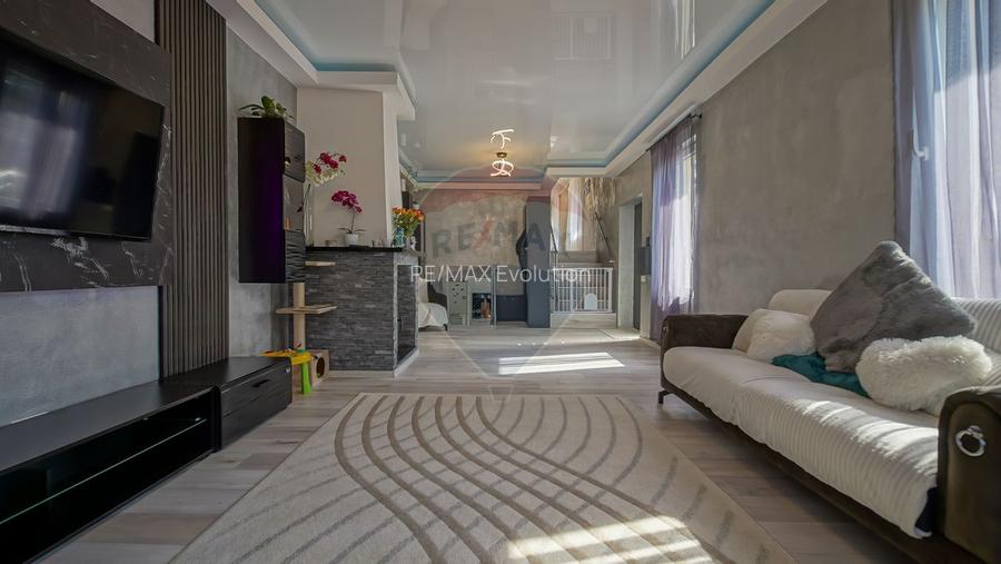 Casă / Vilă Săsească cu 6 camere de vânzare in Vulcan, Brasov - 7