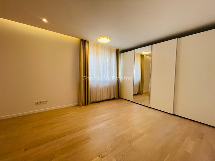 OXFORD GARDENS - INCHIRIERE vila 5 dormitoare - 13