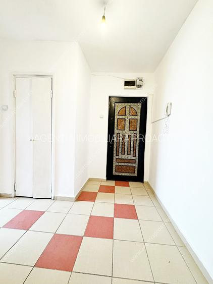 Apartament cu 3 camere, în cartierul Micro 16, 70 mp. - 7