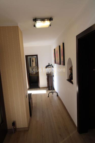 3 camere,  in Complexul Studentesc, ideal pentru 2 studenti, familie - 5