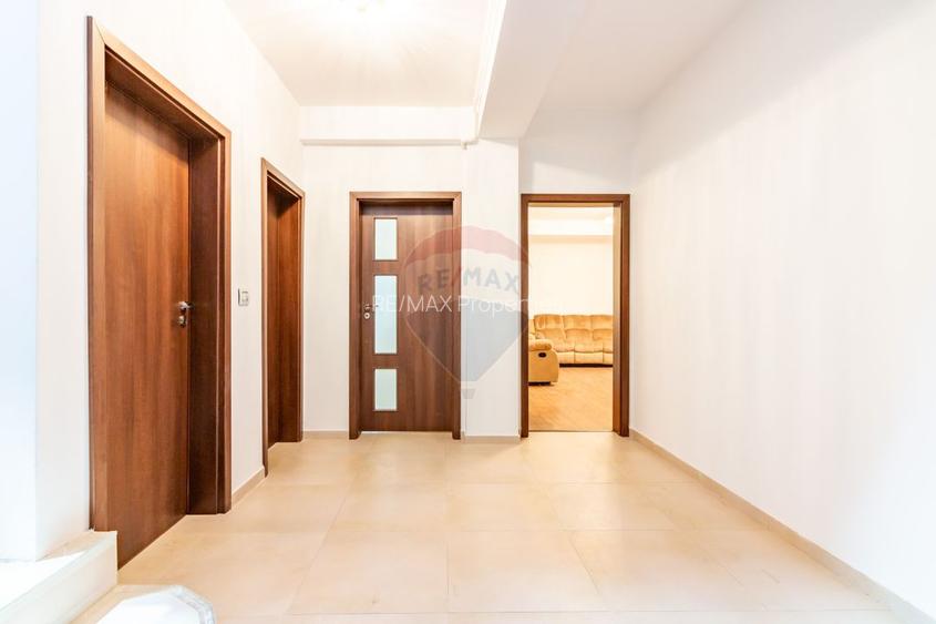 Apartament de vanzare cu 4 camere în Bucurestii Noi, metrou, parc - 3