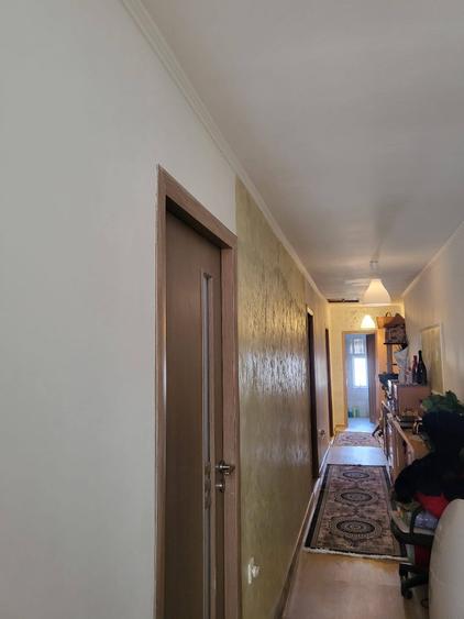 Vindem casa in Navodari