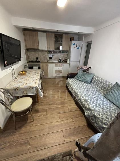 Apartament o camera în zona Blocul Spray
