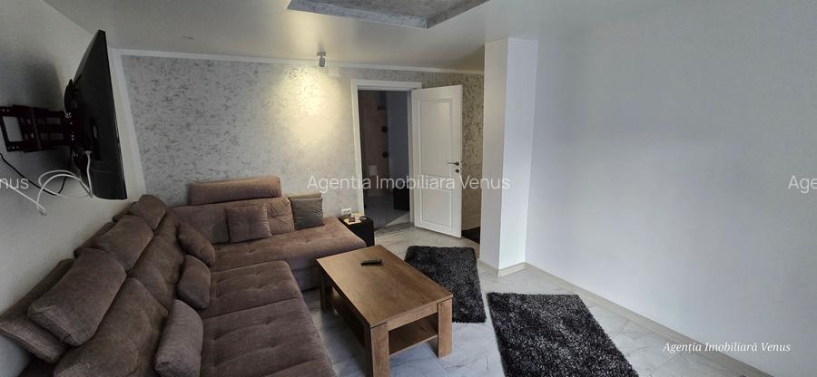 Casa renovata construita din bca in oras - 2