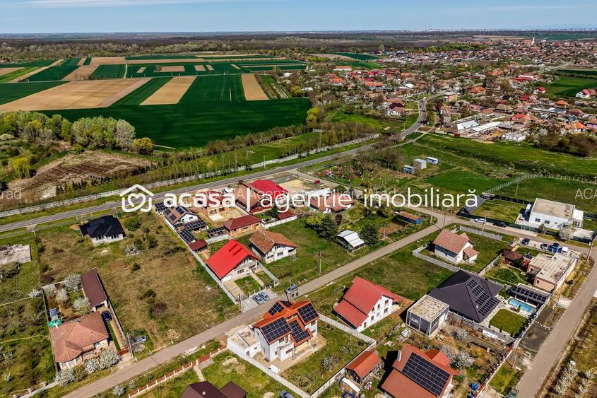 🏡 Casă P+1 la gri | 239 mp construiți | Călugareni -14 km de Arad - 12