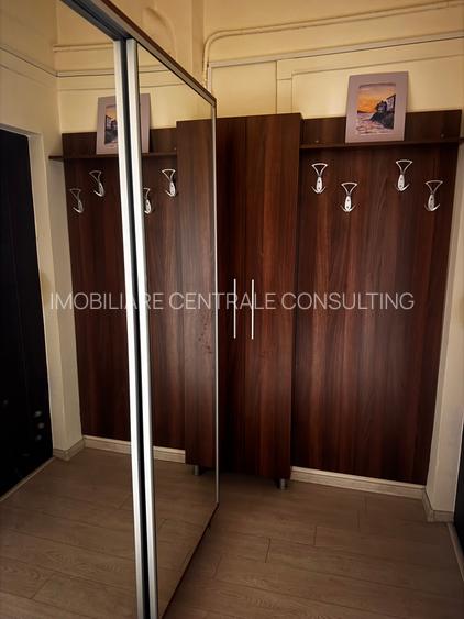 Apartament mare, luminos, 50 metri de metrou. - 4