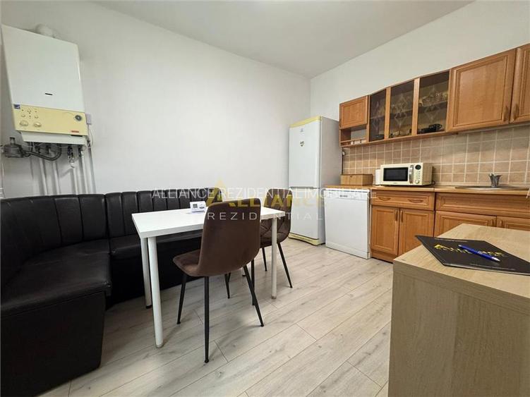 Apartament 2 camere de vanzare - 2