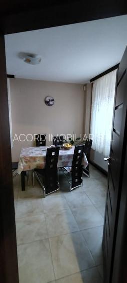 Casă / Vilă cu 6 camere în zona Kamsas - 450000 euro - 3