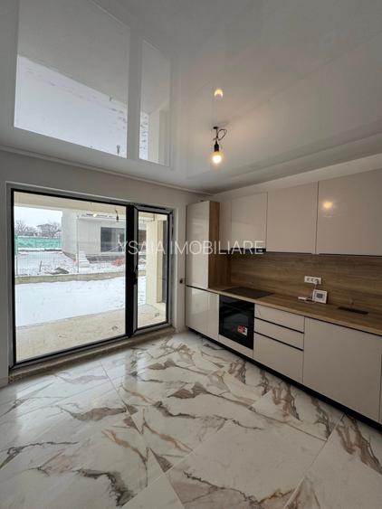 VILA  P+1 LA VANZARE - CARTIER REZIDENTIAL OVIDIU - VEDERE FRONTALA LAC - - 16