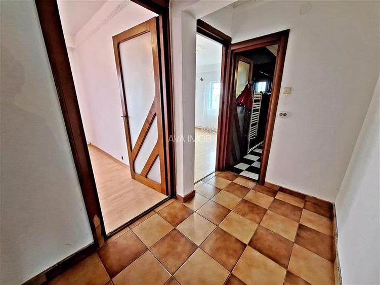 Apartament 3 camere decomandat | 2 bai | 73,79 mp , zona Narcisa - 11