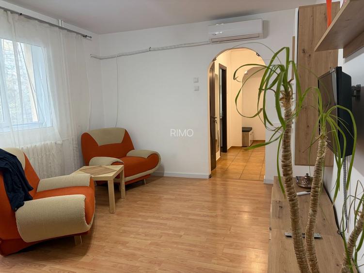 Apartament cu trei camere, Brancoveanu, 116.500€ - 2