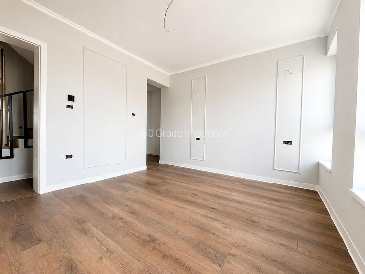 Duplex despartit 4 camere + 2 bai 92 utili / 273 teren - 7
