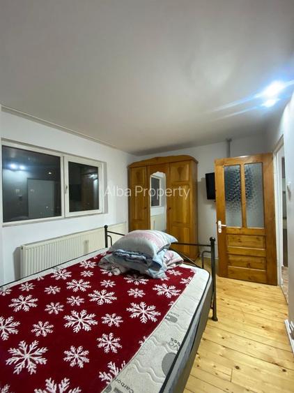 Apartament 2 camere , zona  Cetate - 3