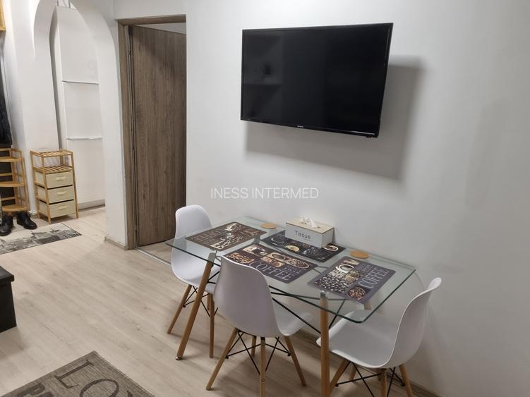 ROMANA AP2/3 CAM, DOUA DORMITOARE PLUS HOL LOCUIBIL SPATIOS, DESINGN DEOSEBIT - 8