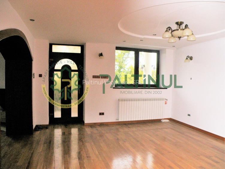 Vilă ultramoderna în zona Centrala - 8