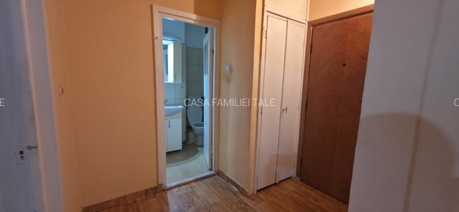 71.000 euro !2 camere ..decomandat..Gh.Lazar-McDonald's - 6