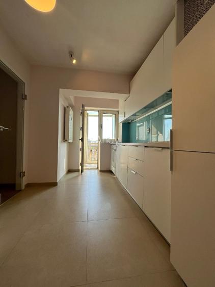 2 camere chirie Bulevardul Unirii Gloria Jeans - 7