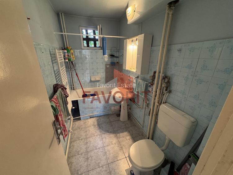 Etaj 2. Centrala proprie. La 400 m de Opera. Disponibil imediat. - 13