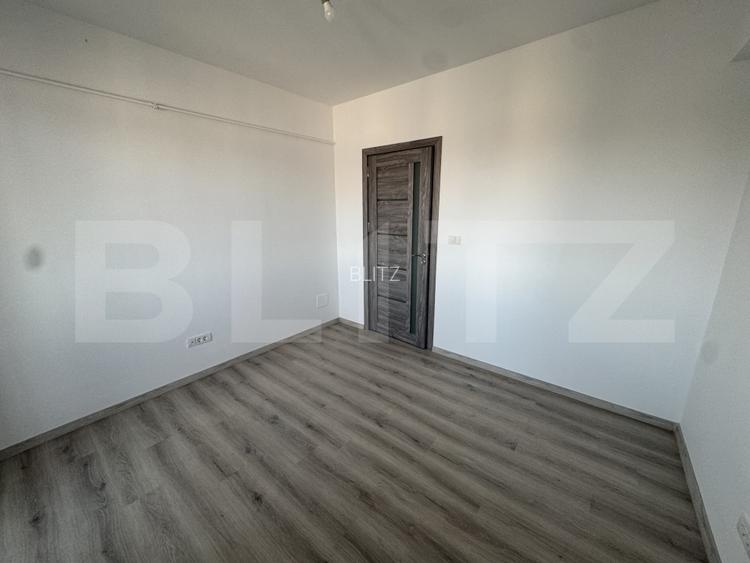 Apartament 4 camere, 88,2 mp utili, 2 balcoane, boxa, loc parcare, Tatarasi - 11