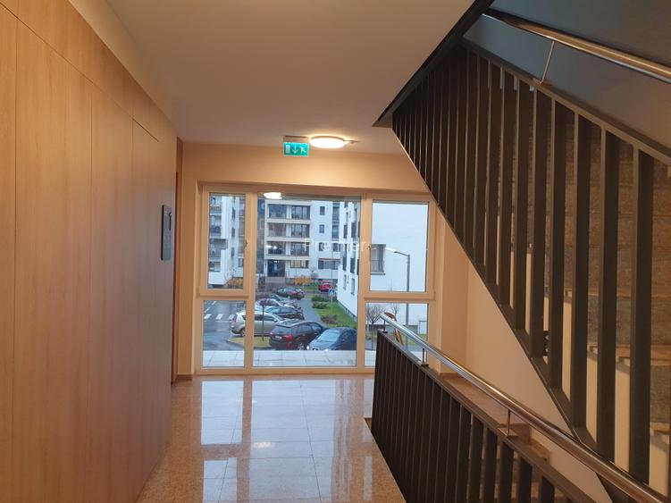 Coresi, 2 camere mobilat, parcare, 500 euro/luna - 2