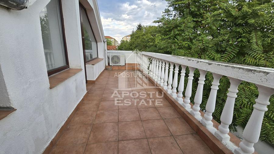 Duplex cu 5 camere si 3 bai, centrala proprie, zona Lipovei - 19