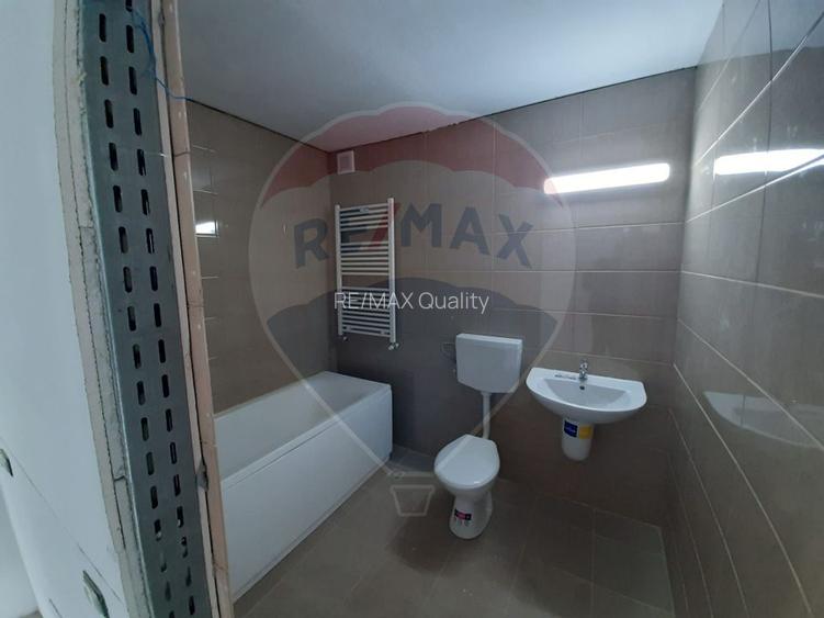 Vila / Pensiune / Camin / Azil seniori, zona superba Moeciu, parcare - 9