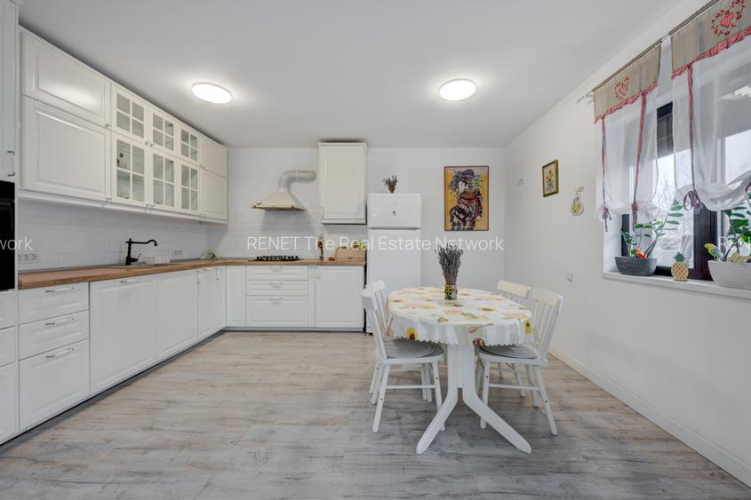 Ciorogarla, Crinului, Mobilata, Incalzire in pardoseala, T= 734mp, Comision 0 % - 2