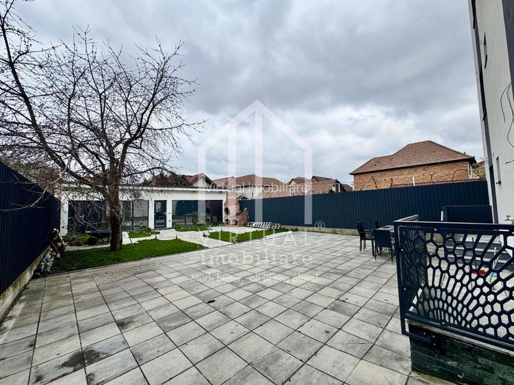 Pensiune cu 11 camere, 229mp utili, parcari, mobilata, Turnisor - 19