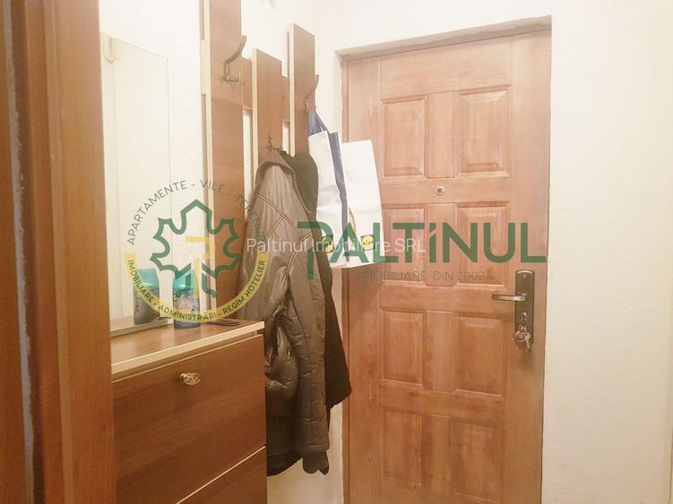 Garsoniera et.1 Semaforului - 6