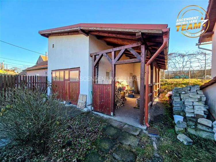 Pretabila si pentru 2familii:Vila duplex, Chilieni, Sfantu Gheorghe,6 camere, ga - 7