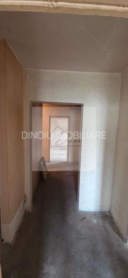 Apartament 4 camere B-dul Tineretului I Locatie excelenta I COMISION 0 - 12