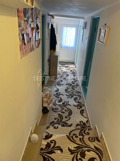 Casa cu 3 camere, garaj si curte spatioasa – zona Giulesti  - 5