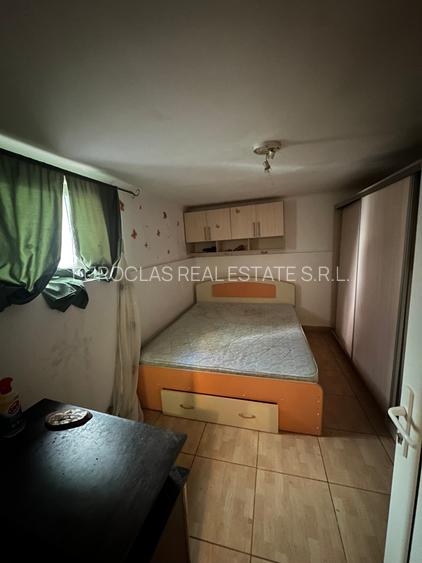 Studio - mezanin si demisol - Centru - 46.000 euro (Cod E8+E10) - 3